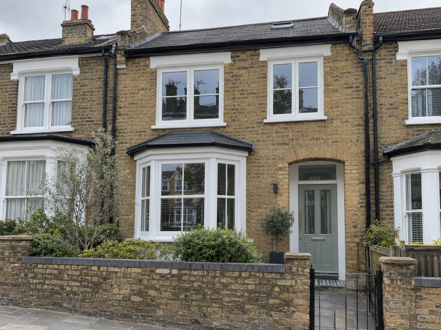 Example of Box Sash timber casement windows on a period home