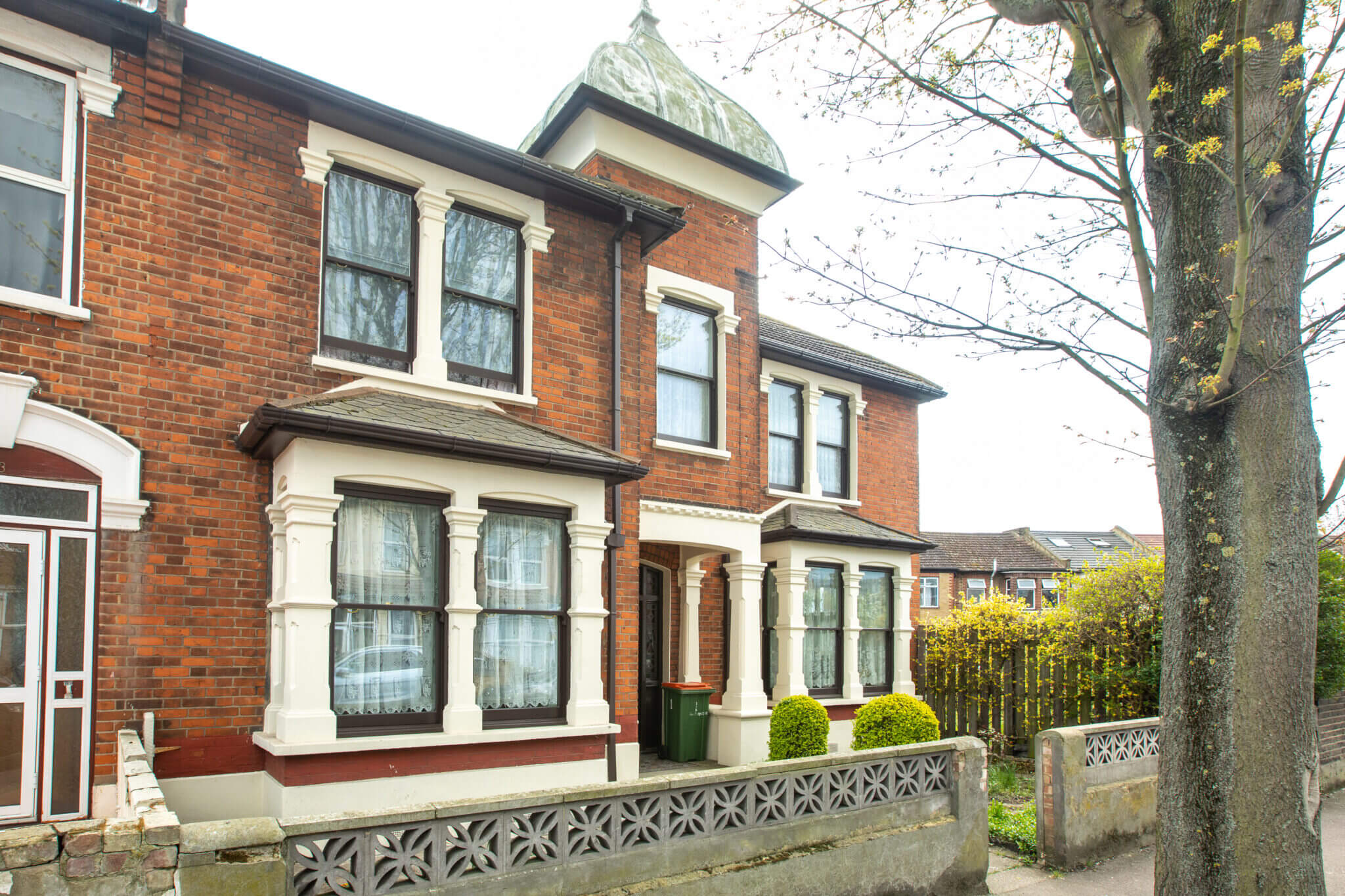 Shakespeare Crescent E12 Box Sash